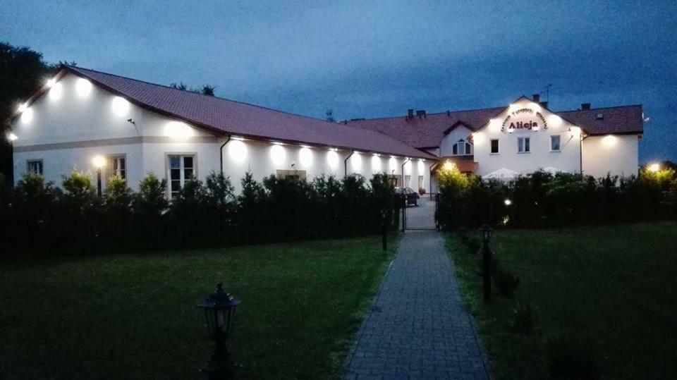 Centrum Turystyki Wiejskiej Alicja Ksiezpol Kültér fotó